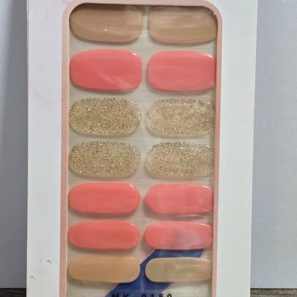🖤 3/$12 Pink, Nude, Gold Glitter Nail Polish Strips - No UV Needed Brand New - Picture 3 of 3